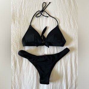 Victoria’s Secret Swim Set black. Size SMALL. Excellent condition